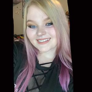 Meet your Posher, Janay